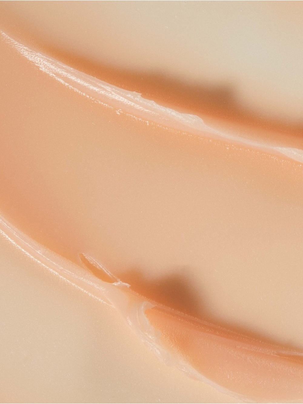 Omorovicza Queen Cream Hydrating Pink Face Moisturizer - Picture 4 of 6
